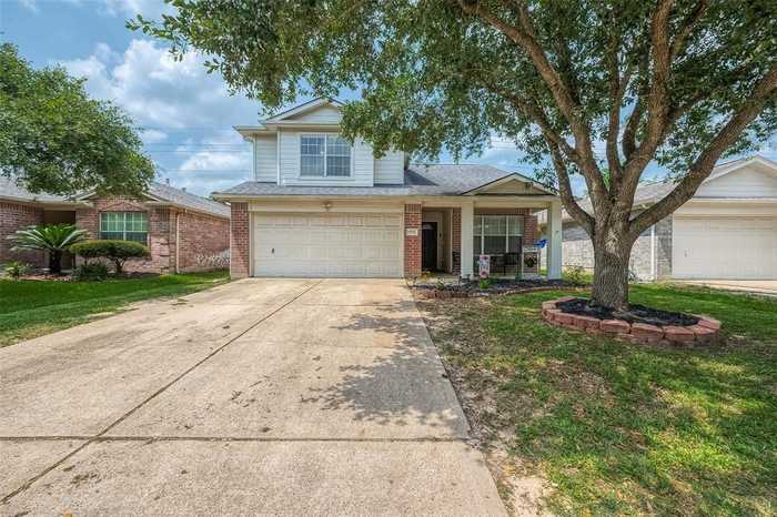 photo 2: 19742 Twin Canyon Court, Katy TX 77450