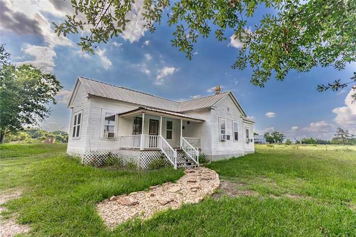 photo 2: 465 Stalbaum Road, Bellville TX 77418