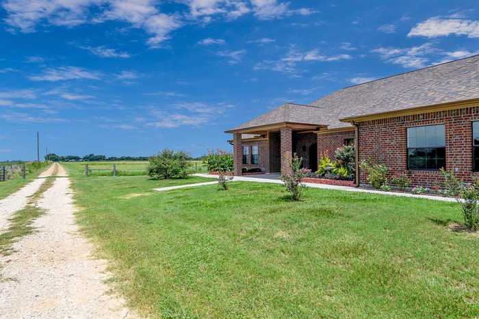 photo 2: 4414 County Road 457, Wharton TX 77488