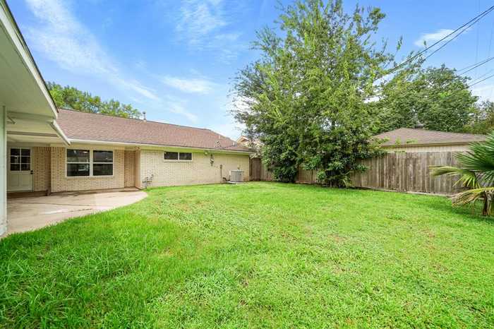 photo 37: 5527 Wigton Drive, Houston TX 77096