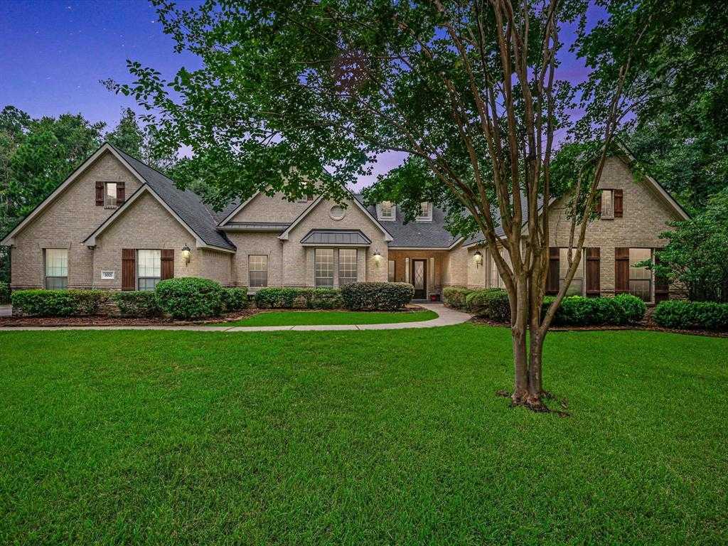 photo 1: 9005 Crighton Crossing Drive, Conroe TX 77302