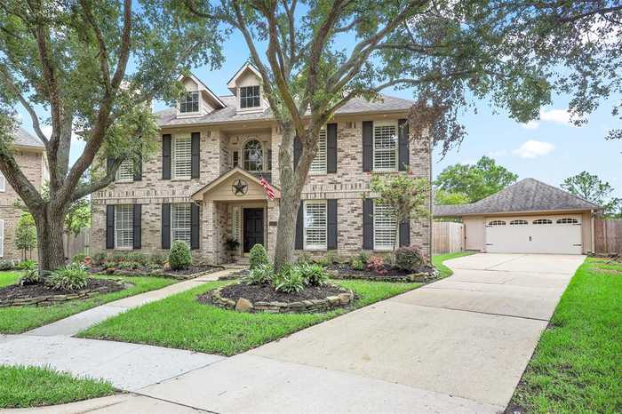 photo 2: 7143 Coldstream Drive, Pasadena TX 77505