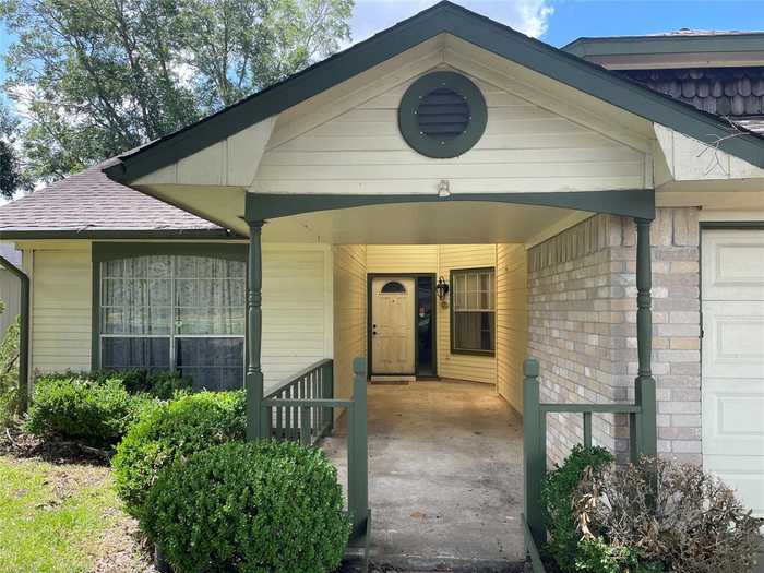 photo 2: 16043 Beechnut Street, Houston TX 77083