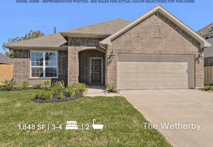 photo 1: 319 Riesling Drive, Alvin TX 77511