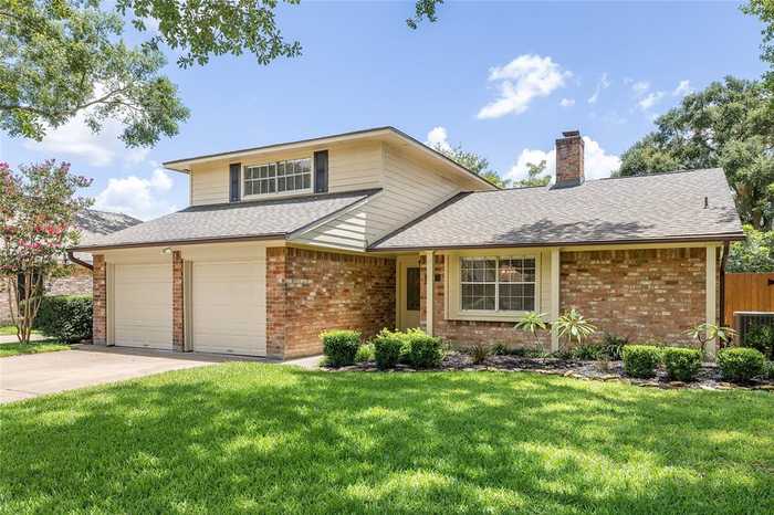 photo 2: 1011 Hidden Canyon Road, Katy TX 77450