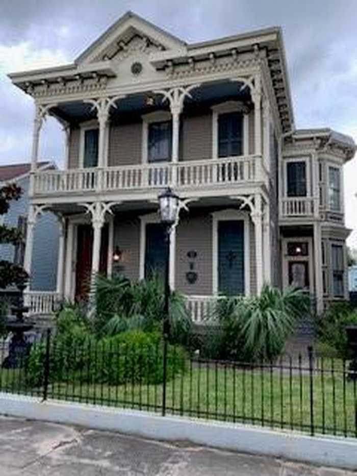 photo 1: 1712 Winnie Street, Galveston TX 77550