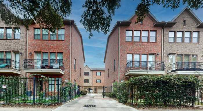 photo 1: 2904 Chenevert Street Unit G, Houston TX 77004