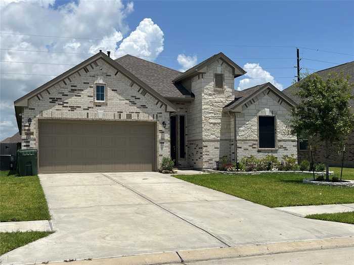 photo 2: 14015 S River Drive, Baytown TX 77523