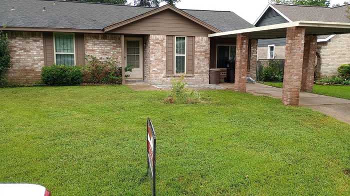 photo 2: 2007 Beaver Bend Road, Houston TX 77088