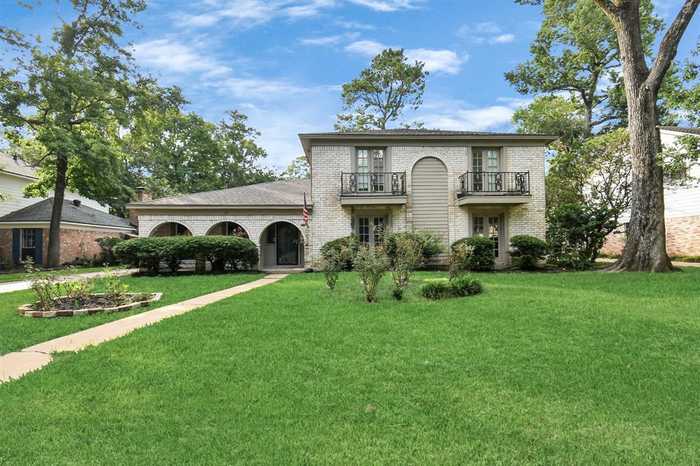 photo 1: 1118 Marne Lane, Houston TX 77090