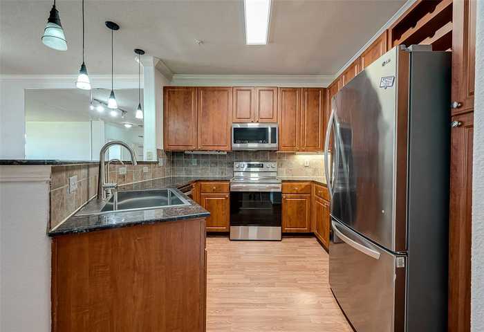 photo 2: 1711 Old Spanish Trail Unit 431, Houston TX 77054