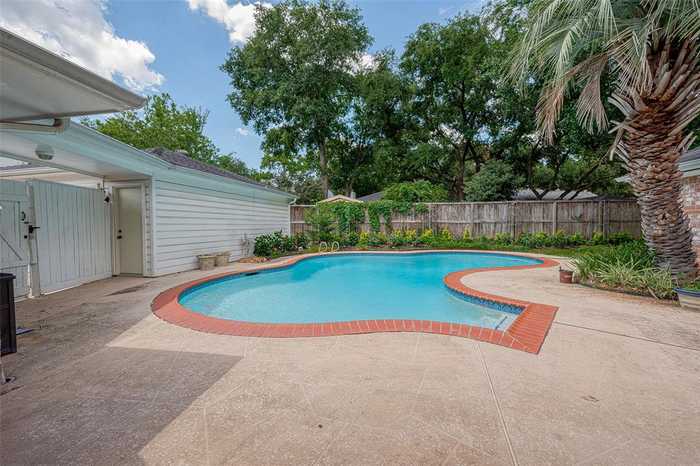 photo 44: 10118 Briar Forest Drive, Houston TX 77042