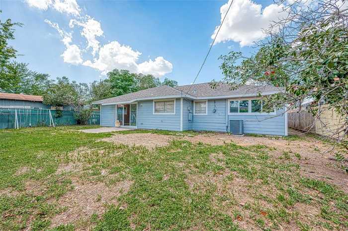 photo 25: 7949 Longridge Drive, Houston TX 77055