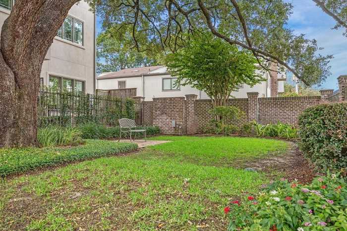 photo 33: 1180 Augusta Drive, Houston TX 77057