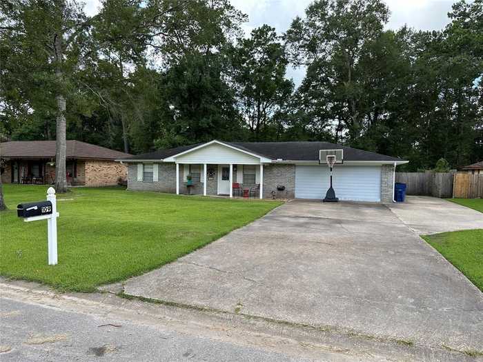 photo 1: 109 Pinecrest Drive, Silsbee TX 77656