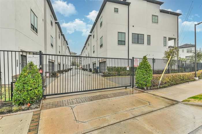 photo 33: 2818 Grand Fountains Drive Unit C, Houston TX 77054