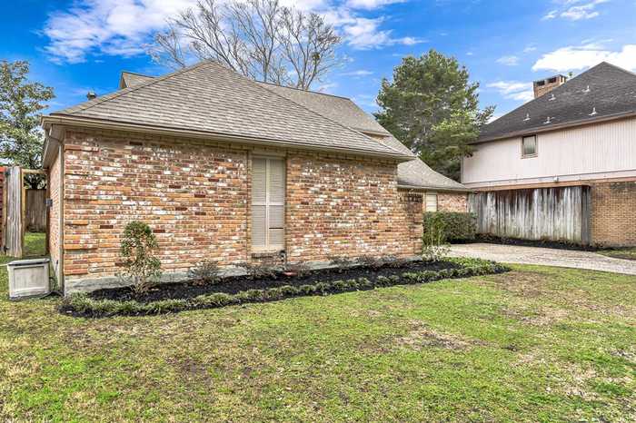 photo 34: 10306 Meadow Lake Lane, Houston TX 77042