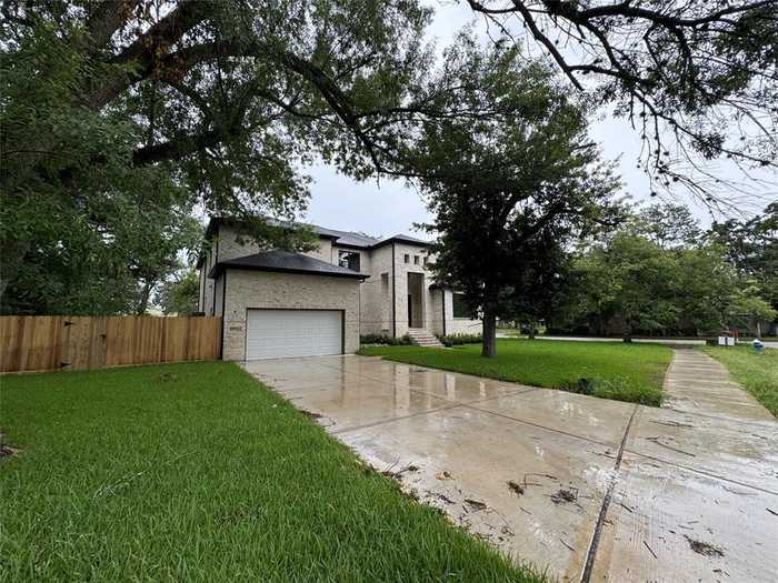 photo 35: 10902 Britoak Lane, Houston TX 77079