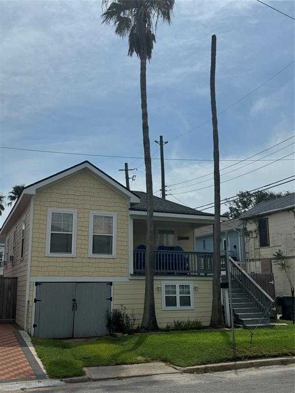 photo 1: 1812 20th Street, Galveston TX 77550