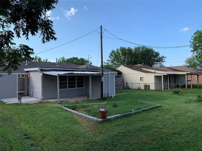 photo 16: 2408 Raymond Street, Pasadena TX 77506