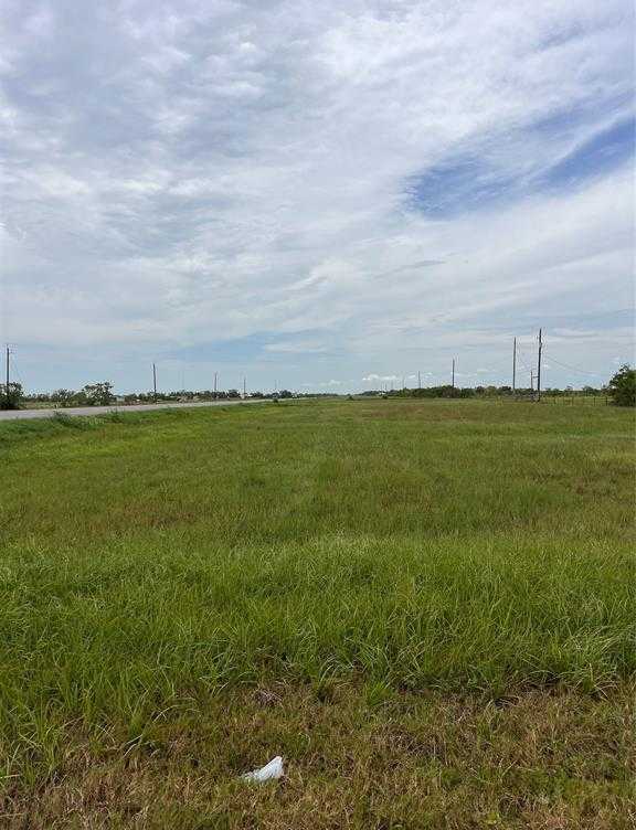 photo 3: 27250 FM 2004, Angleton TX 77515