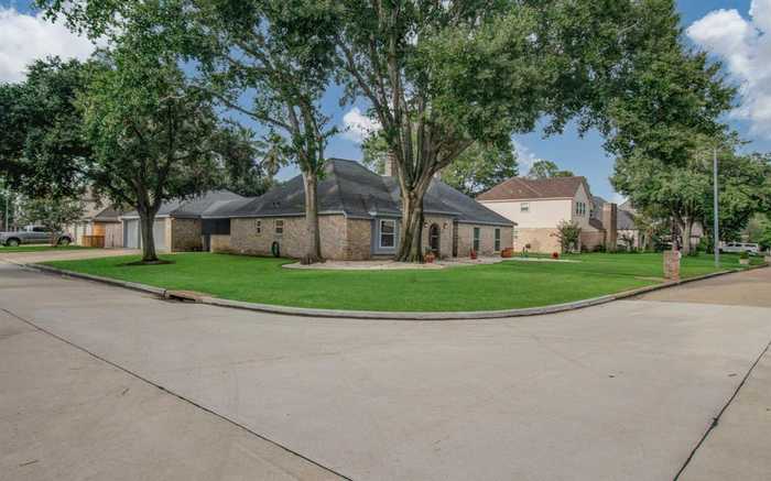 photo 2: 20722 Cranfield Drive, Katy TX 77450