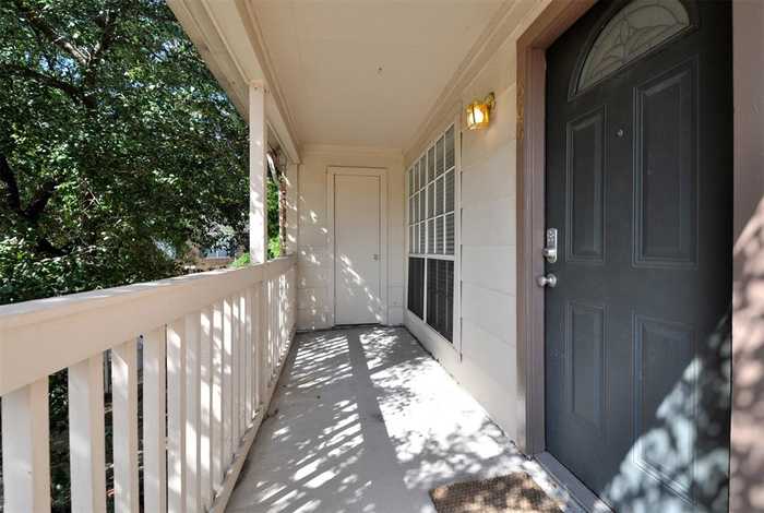 photo 2: 2626 Holly Hall Street Unit 606, Houston TX 77054