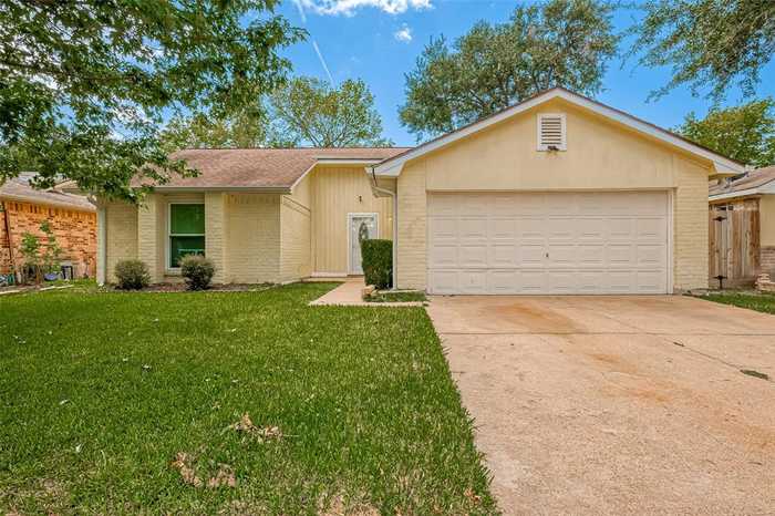 photo 1: 7234 Londres Drive, Houston TX 77083