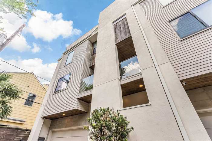 photo 1: 607 W Polk Street Unit C, Houston TX 77019