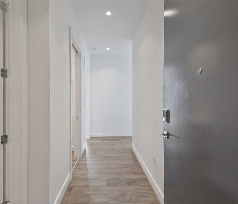 photo 3: 4521 San Felipe Street Unit 1203, Houston TX 77027