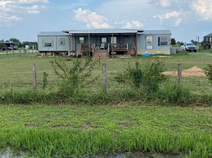 photo 1: 8804 County Road 273, East Bernard TX 77435