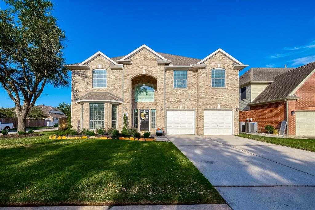 photo 3: 5303 Bur Oak Drive, Pasadena TX 77505