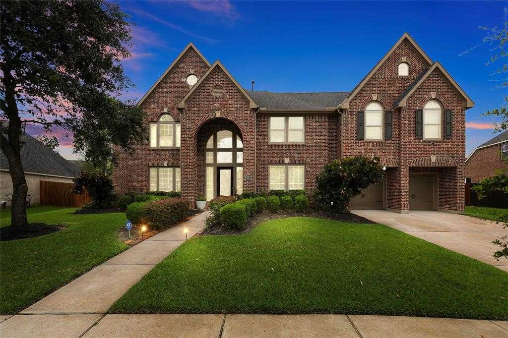 photo 2: 16211 Florida View Lane, Houston TX 77044