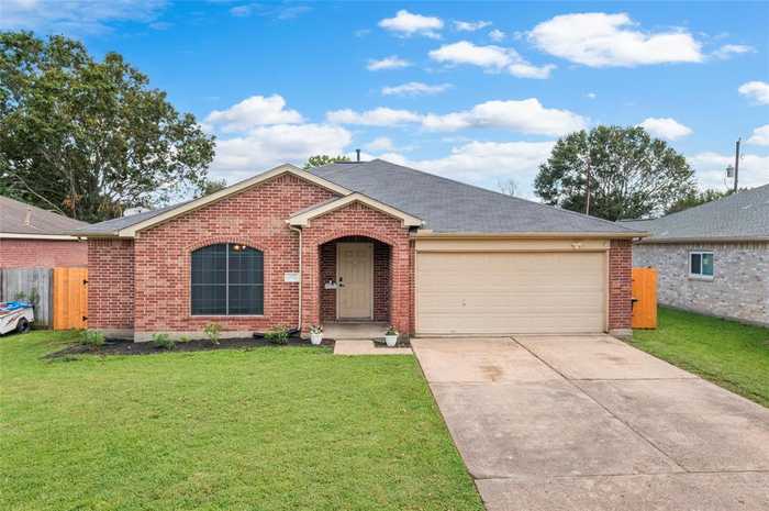 photo 24: 2871 Community Drive, Alvin TX 77511