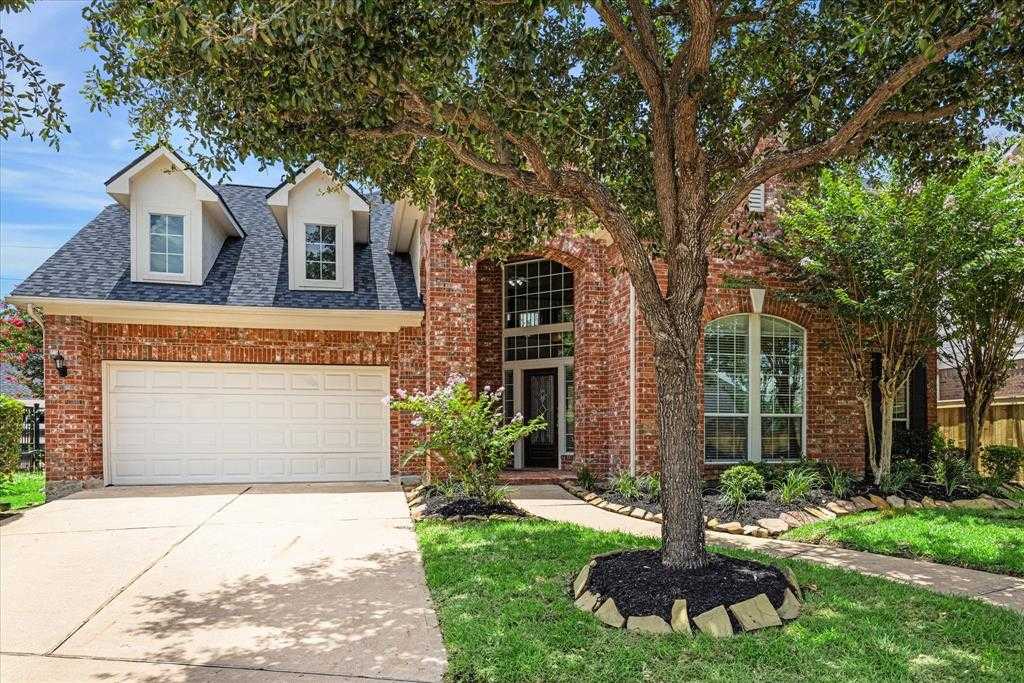 photo 1: 5807 Serrano Terrace Lane, Houston TX 77041