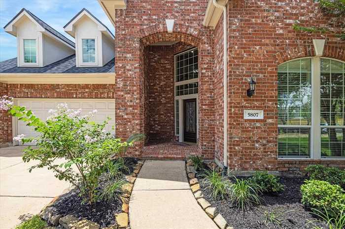 photo 2: 5807 Serrano Terrace Lane, Houston TX 77041