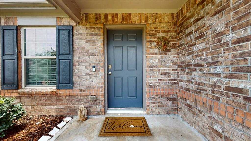 photo 1: 6727 Atlasridge Drive, Houston TX 77048