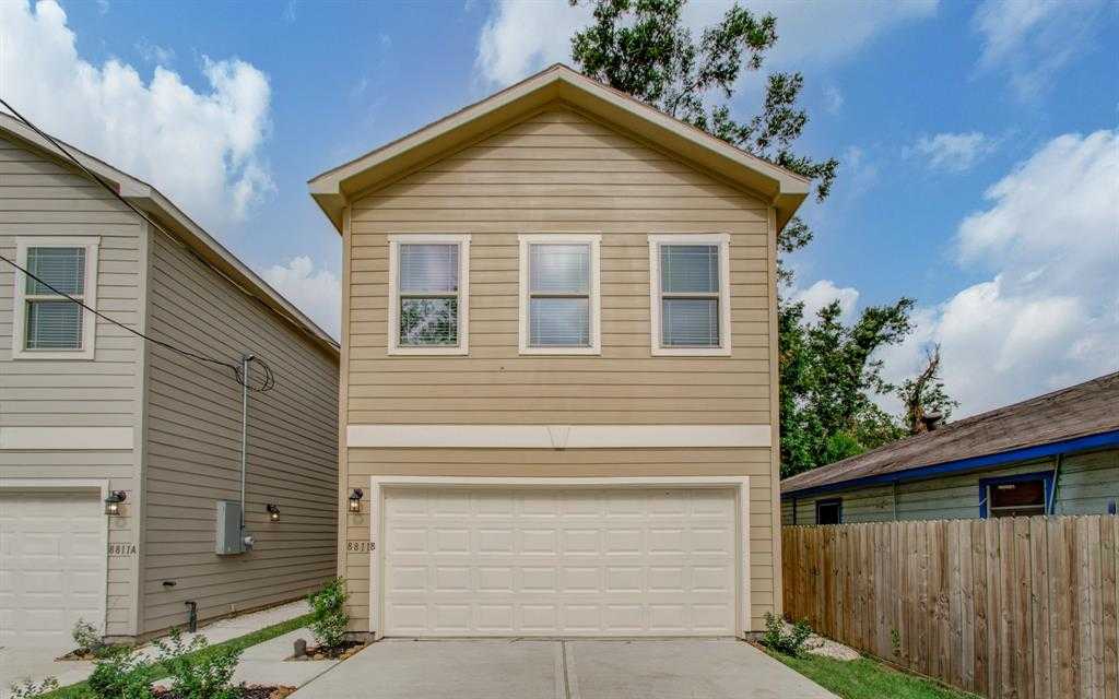 photo 1: 8811 Prairie View Drive Unit B, Houston TX 77088