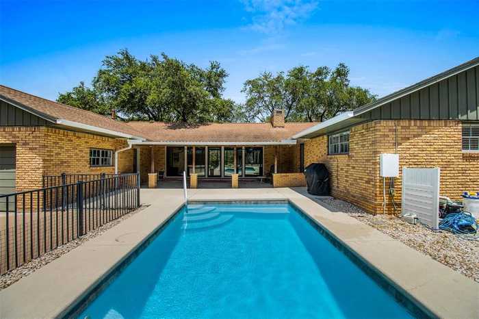 photo 2: 501 North Sarah Jo Street, La Grange TX 78945