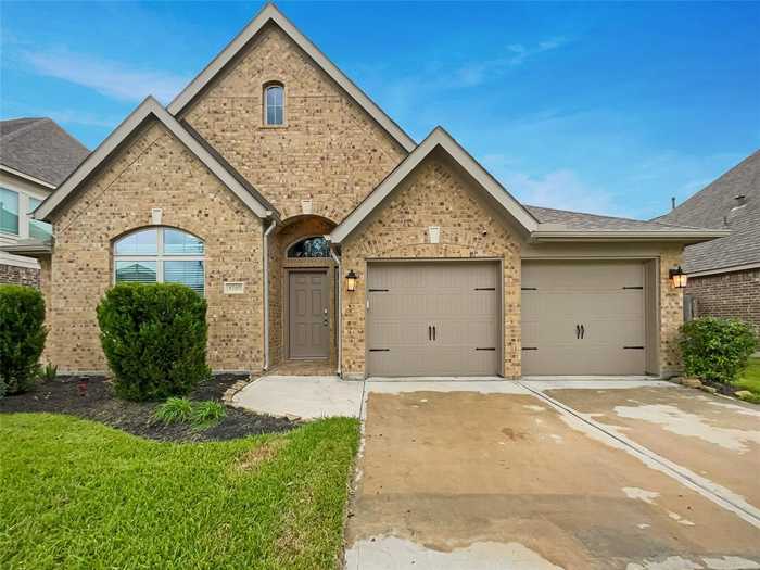 photo 1: 3707 Bonham Hills Lane, Pearland TX 77584