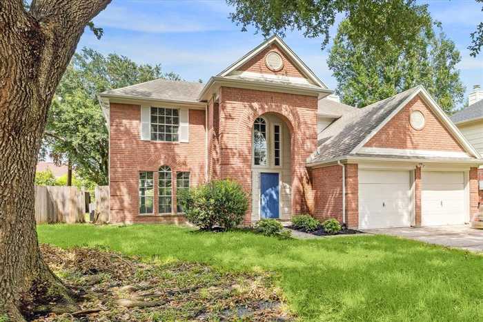 photo 2: 14110 Sableridge Drive, Houston TX 77014