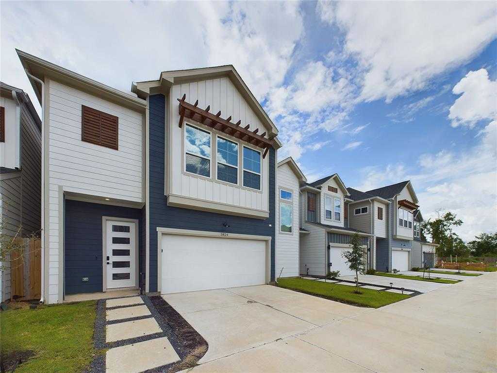 photo 3: 5817 Highland Sky Lane, Houston TX 77091