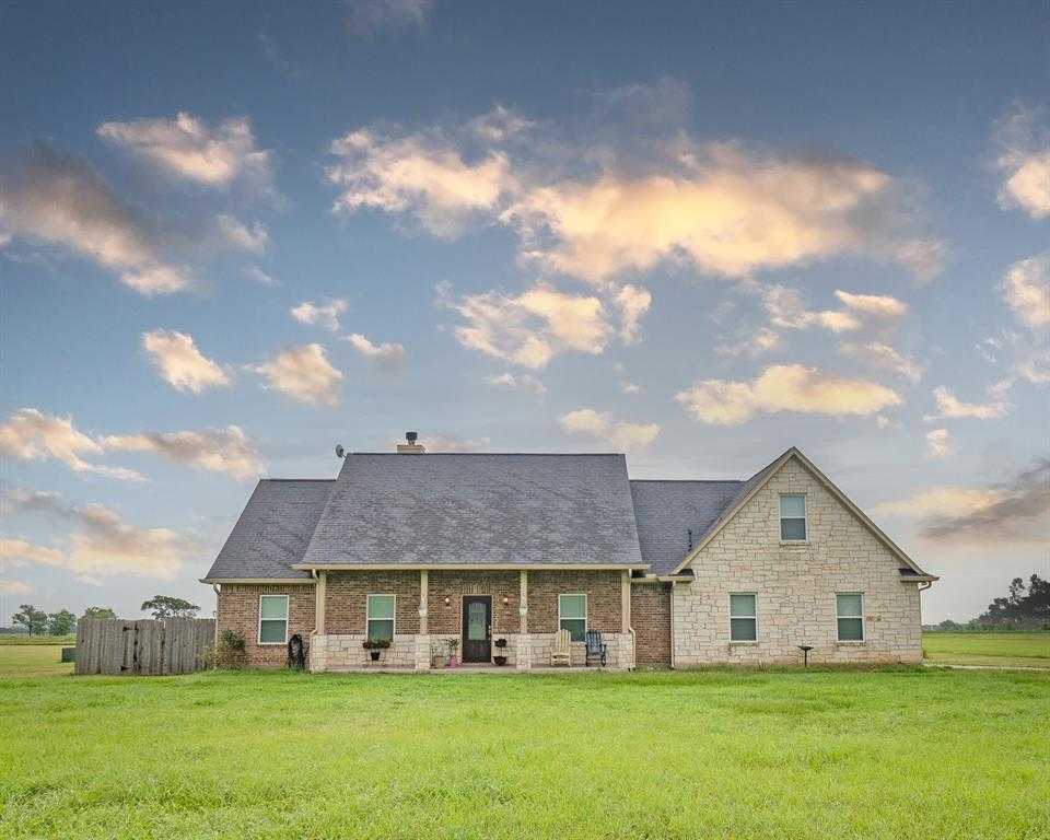 photo 1: 971 County Road 208, Bay City TX 77414