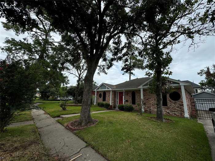 photo 2: 3306 Wentworth Street, Houston TX 77004