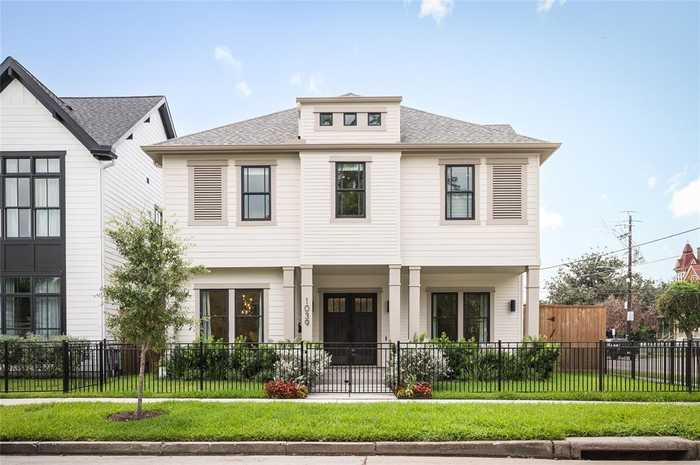 photo 1: 1039 Harvard Street, Houston TX 77008