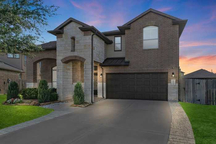 photo 2: 28923 Davies Creek Court, Katy TX 77494