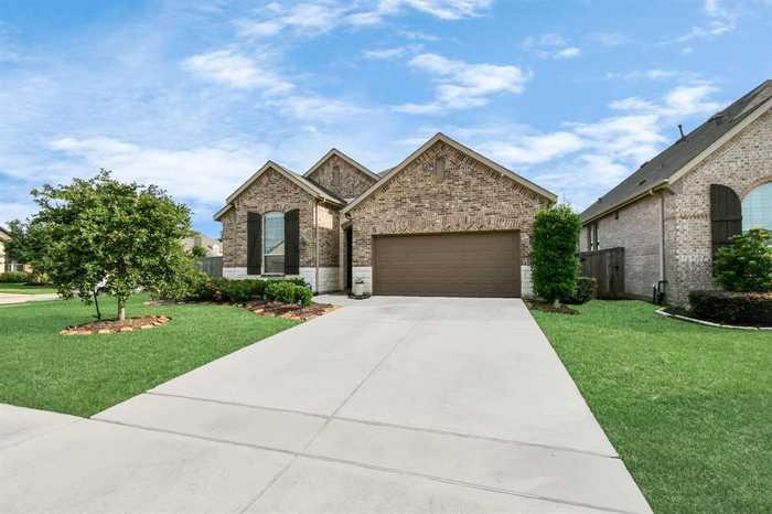 photo 2: 22507 Bassett Hollow Lane, Richmond TX 77469