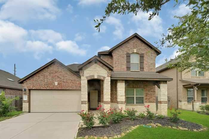 photo 2: 3027 Forest Creek Drive, Katy TX 77494