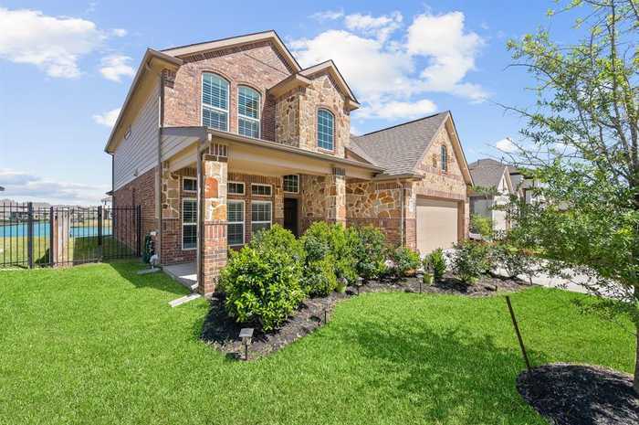 photo 2: 3702 Lake Varano Circle, Katy TX 77493