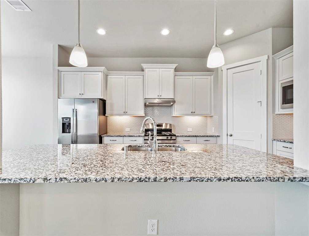 photo 1: 3204 Isabella Falls Drive, Katy TX 77493